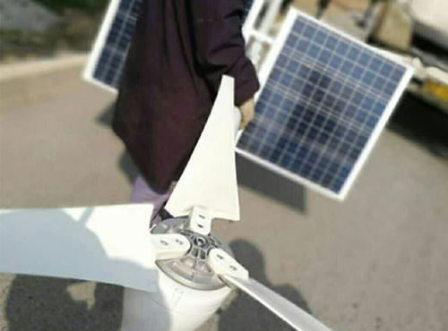 服务客户，树恒信彩风机新形象